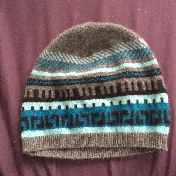 Nordstrom Accessories - Nordstrom 100% Cashmere Beanie
